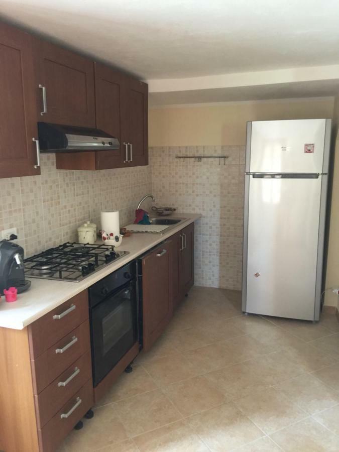 Casa Vacanze Elena Rometta Екстериор снимка
