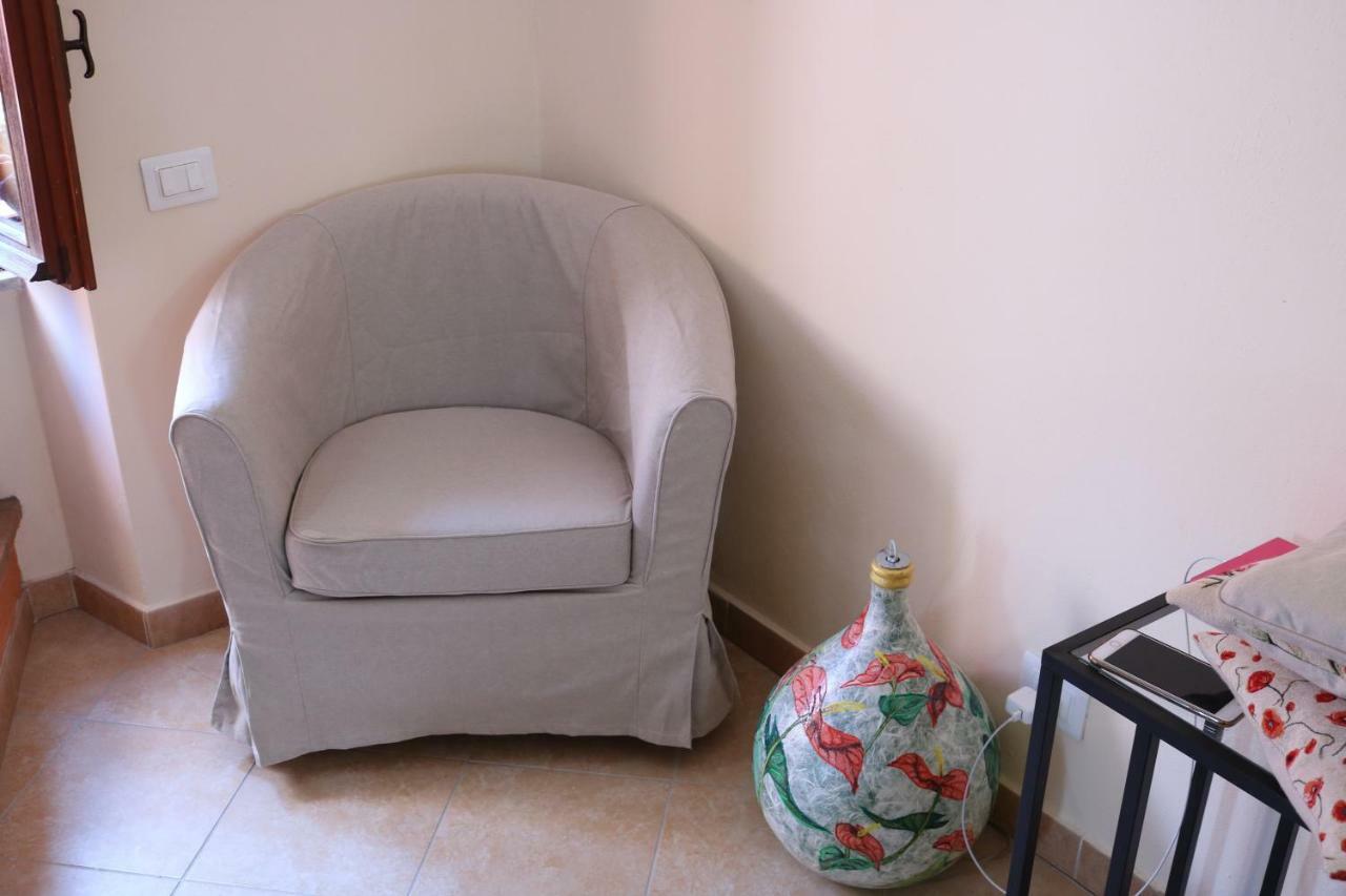 Casa Vacanze Elena Rometta Екстериор снимка