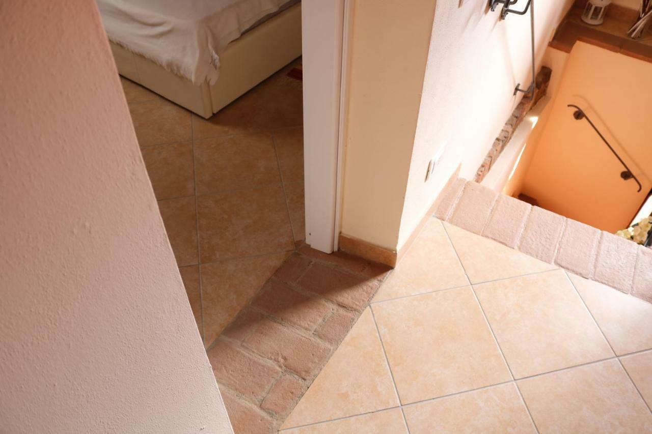 Casa Vacanze Elena Rometta Екстериор снимка