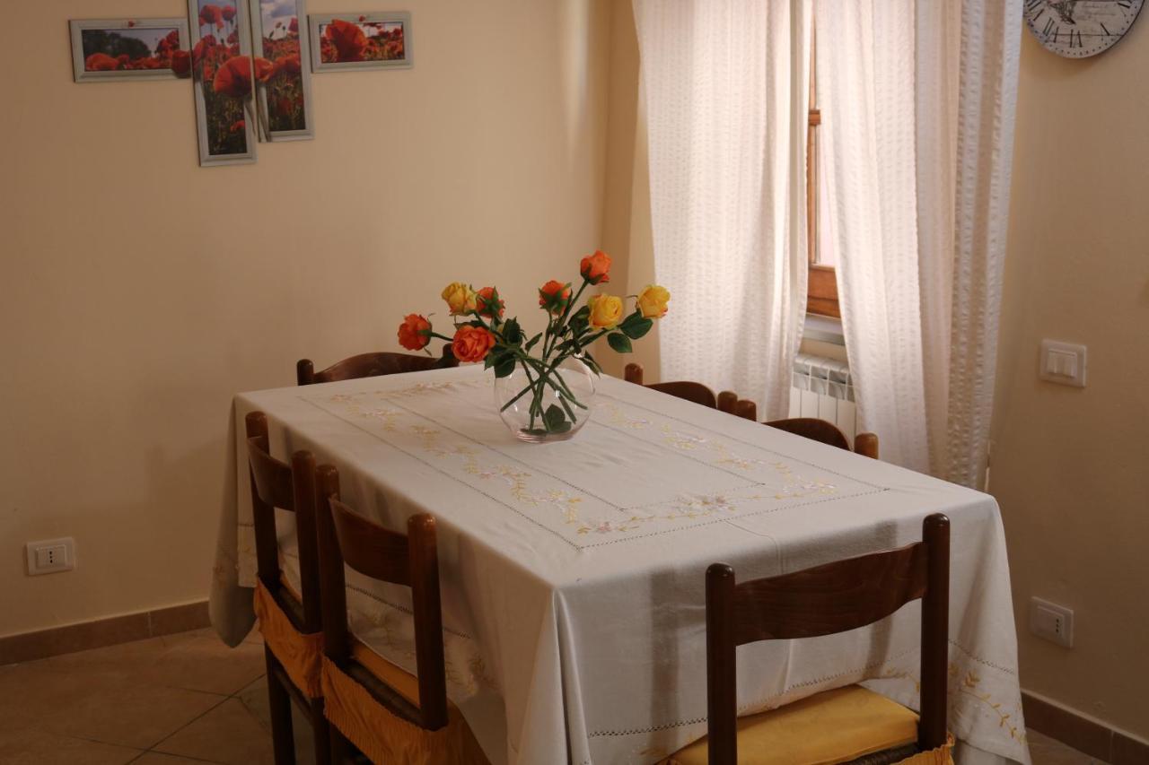 Casa Vacanze Elena Rometta Екстериор снимка